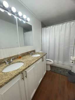 Boca Dream Hostel Bed 4D - Image 5